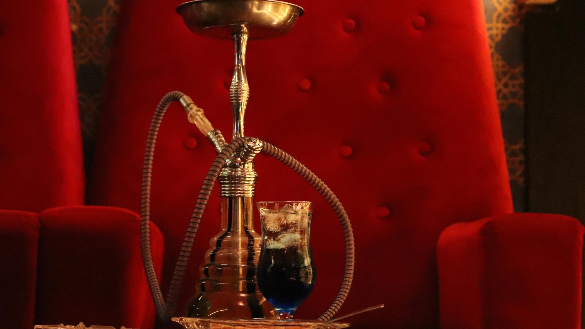 Round off your evening with premium shisha featuring a variety of flavors